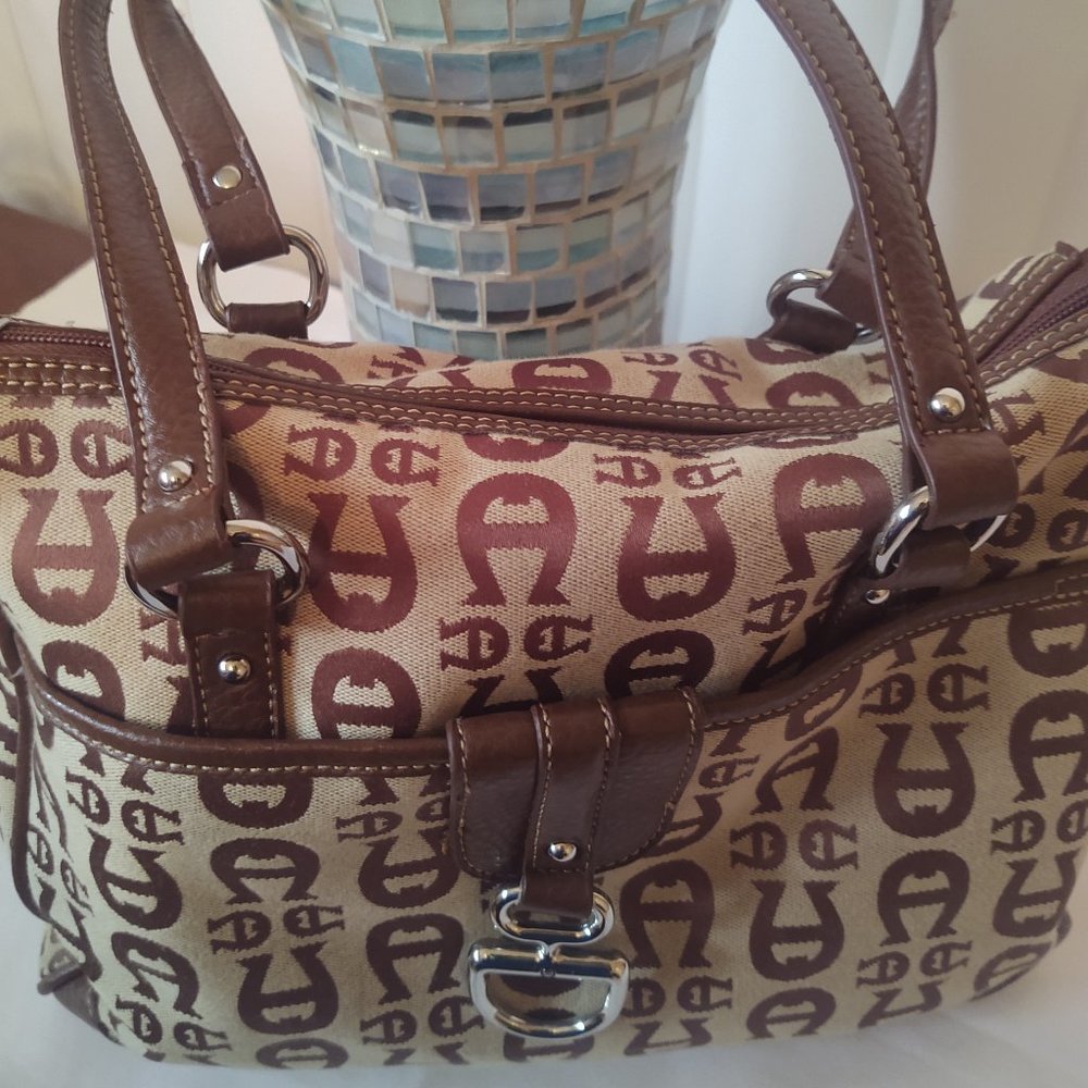 Etienne Aigner satchel purse Tan and Brown